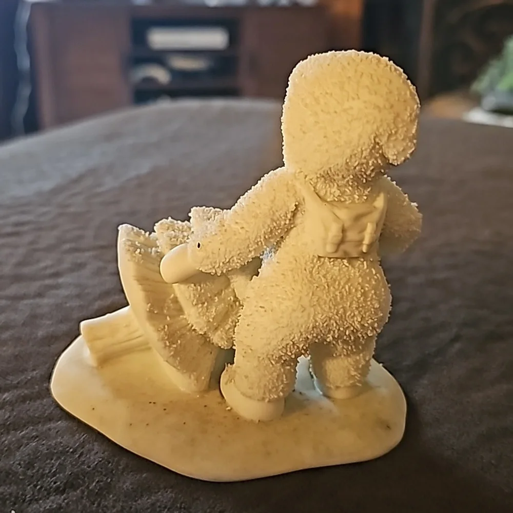 Dept 56 Snowbabies “I'll Put Up The Christmas Tree" - Picture 4 of 6